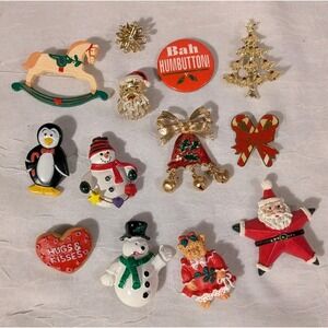 Christmas Brooch Pin Lot Gerrys Rhinestones Santa Tree Rocking Horse Snowman Vtg